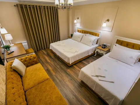 Legacy Boutique Hotel & Apartments